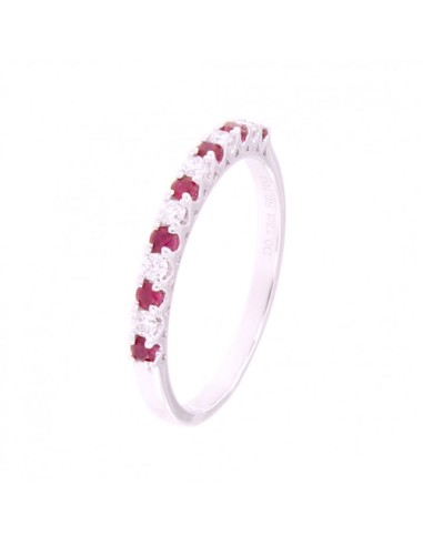 WHITE GOLD DIAMOND AND RUBY RING ON RAIL